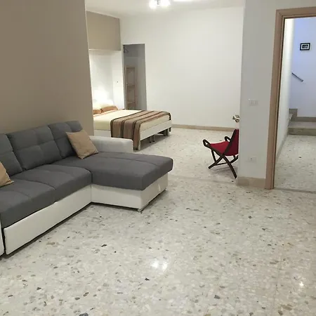 Casa Commenda Бриндизи